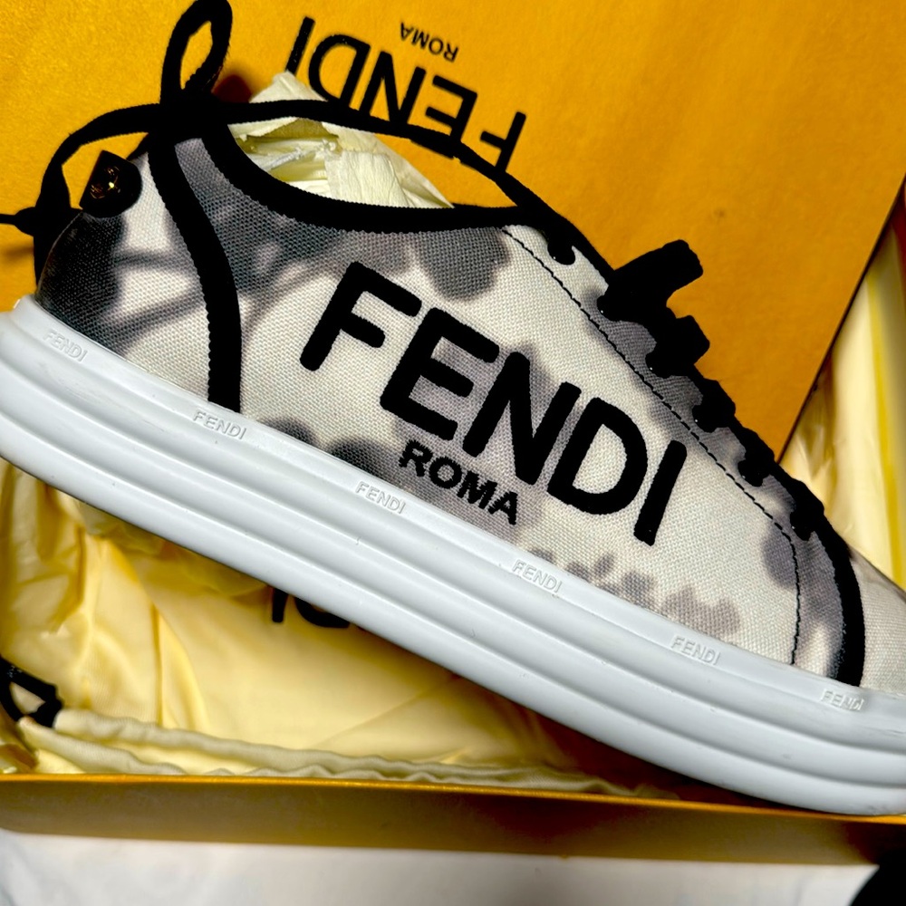 “Fendi Rise Tie-Dye Trainers – Platform Low Tops, NWT”